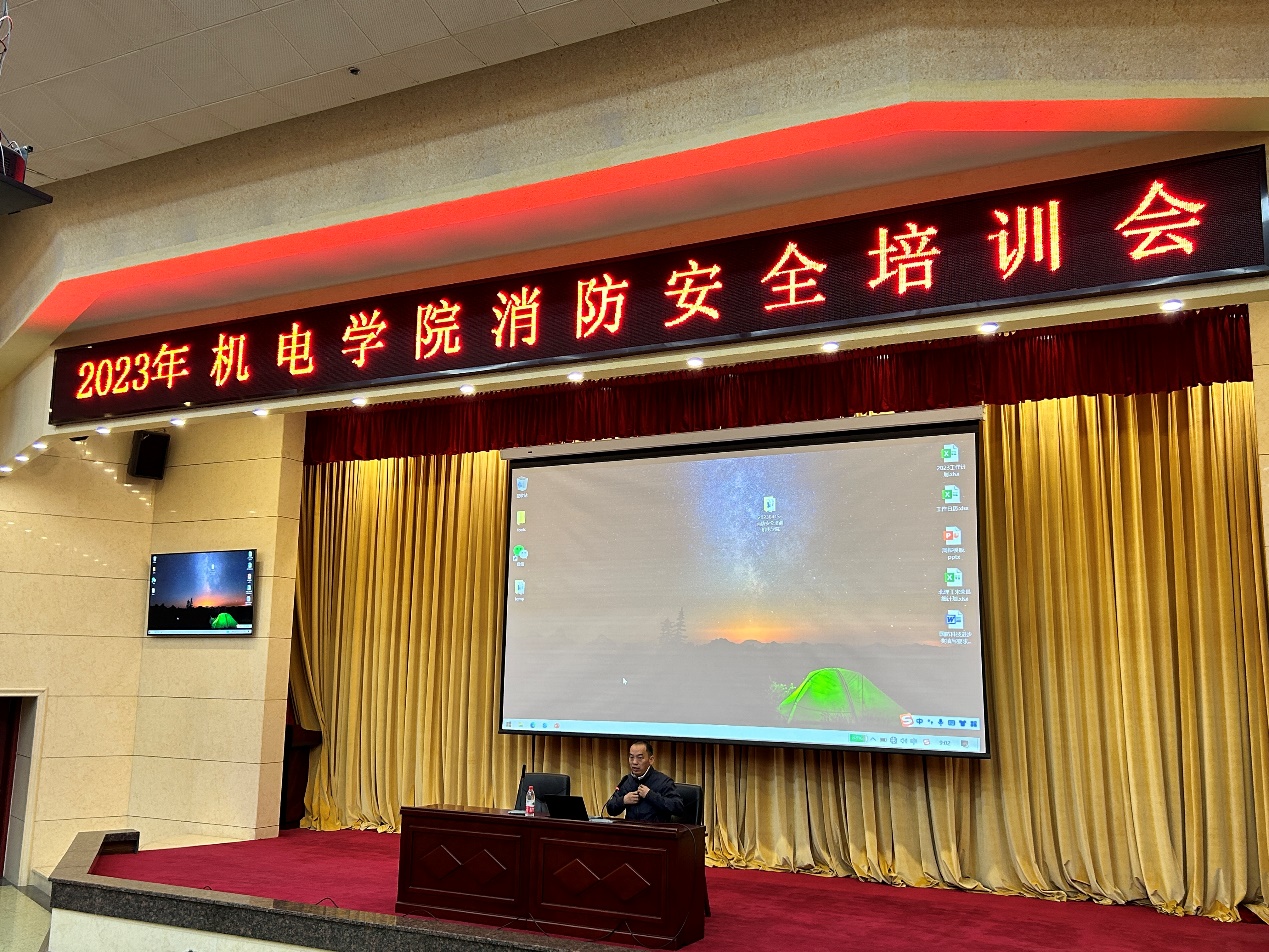 黄色仓库