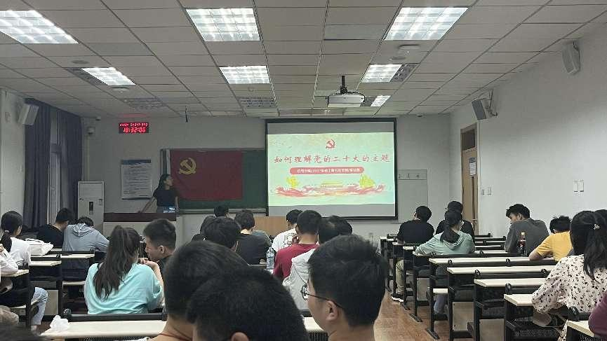 黄色仓库